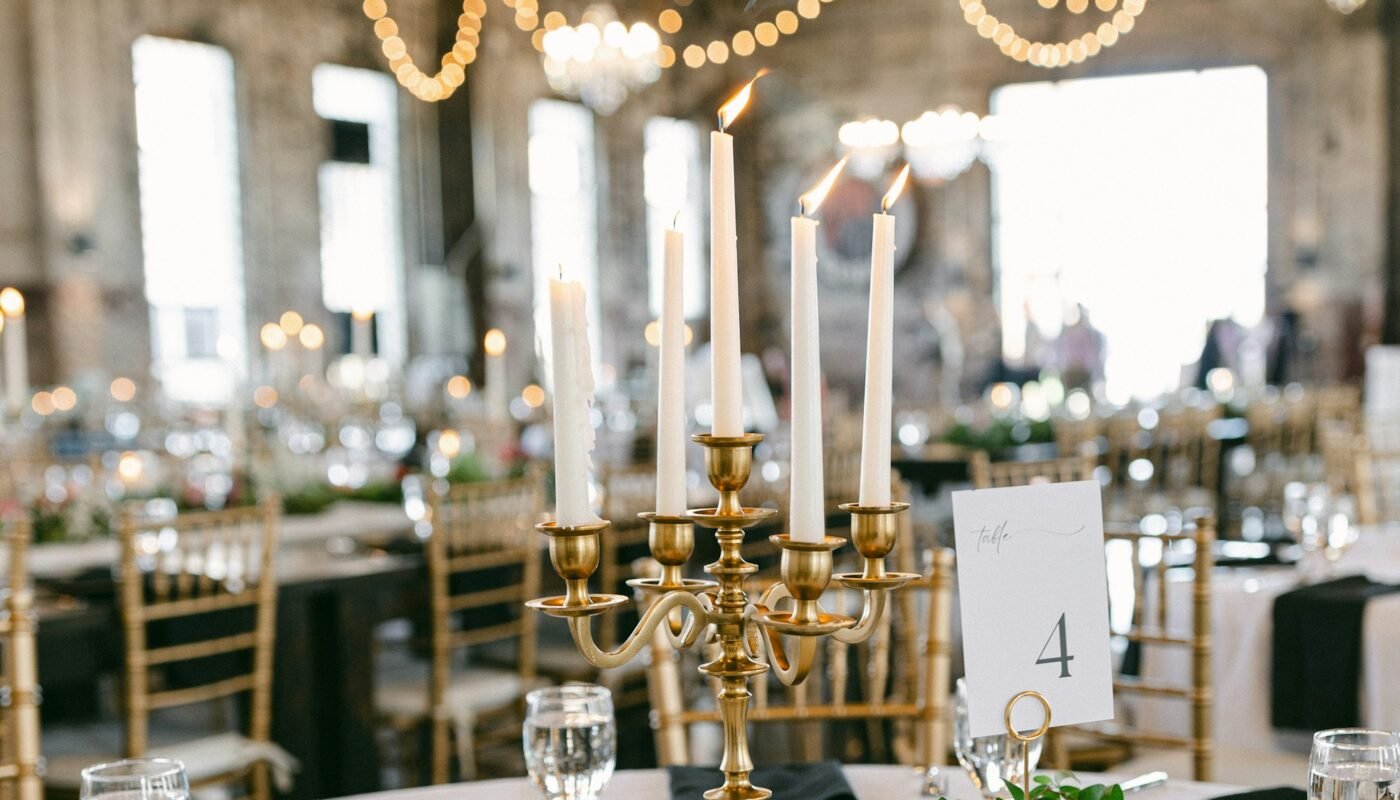 Wedding reception table setting